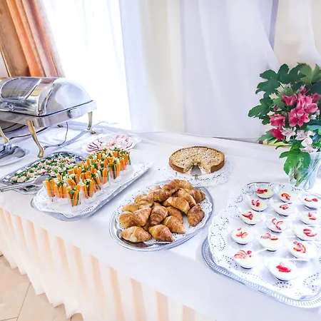 Panorama Hotel 4*