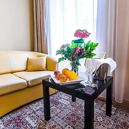 Panorama Hotel 4*